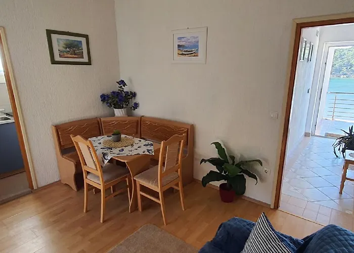 Apartments Ivi - 50 M From Sea